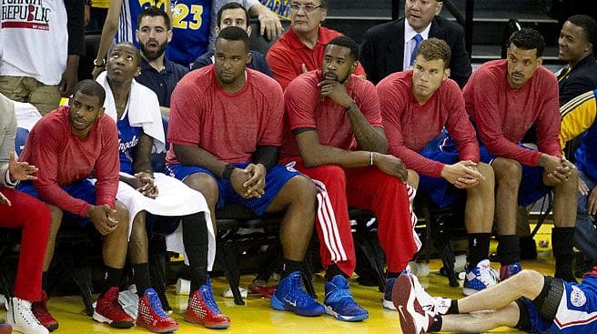 With plenty to distract them before the game, the Clippers were routed by the Warriors in Game 4.